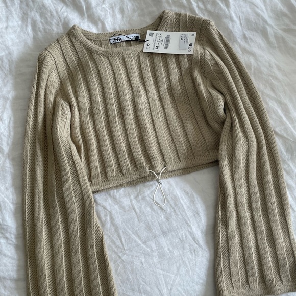 Zara Rib Knit Crop Sweater - Picture 2 of 6